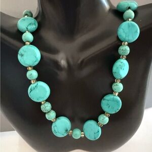 Southwestern Turquoise Howlite Gemstone Statement Necklace 18 Inches